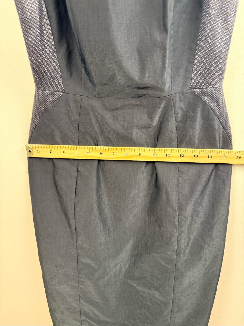 Judith & Charles black linen sleeveless  sheath dress  8 made in Canada - Picture 10 of 10